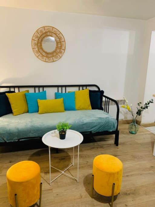 Apartment Cocooning Modern Design