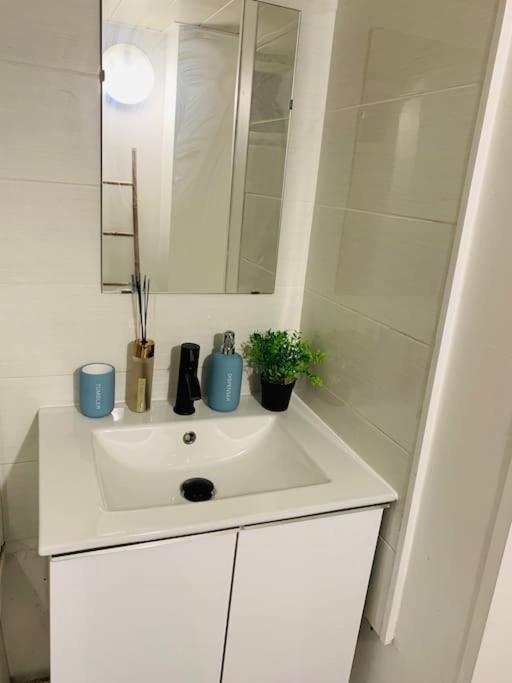 Cocooning Modern Design Avesnes-sur-Helpe